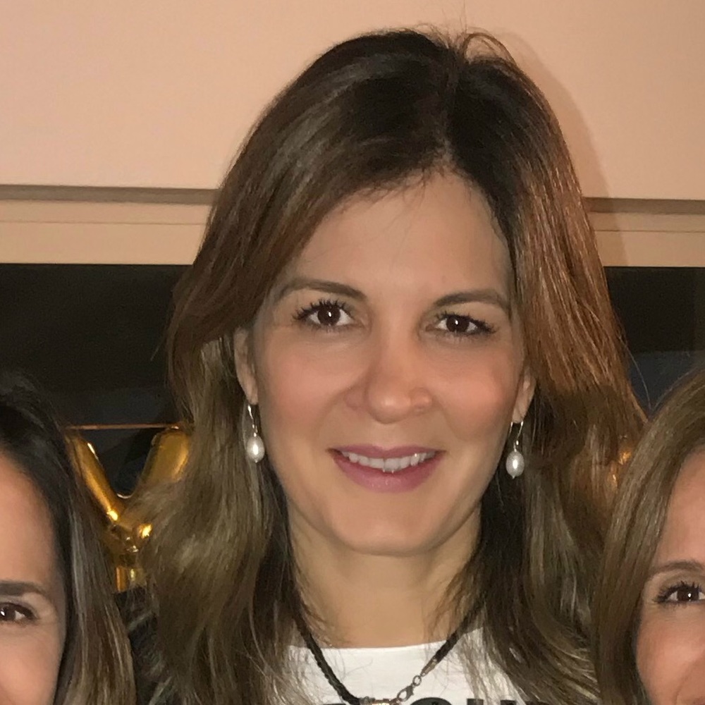 Meet your Posher, Laura